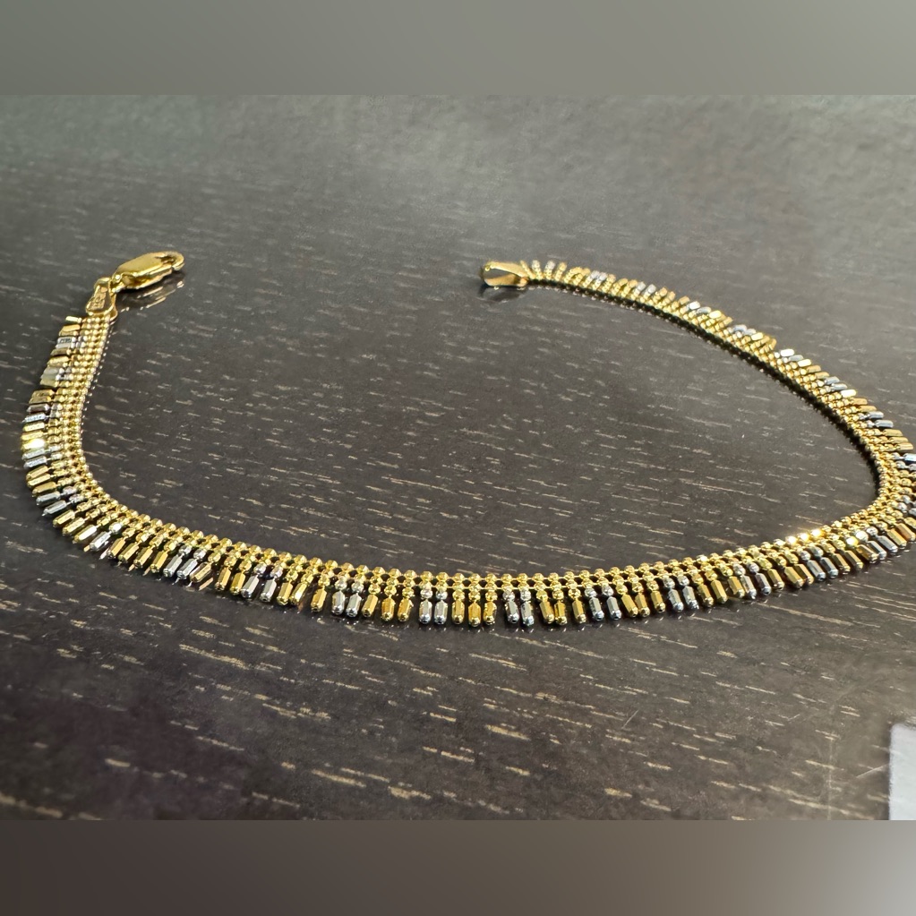 18k Gold Bracelet 1000$